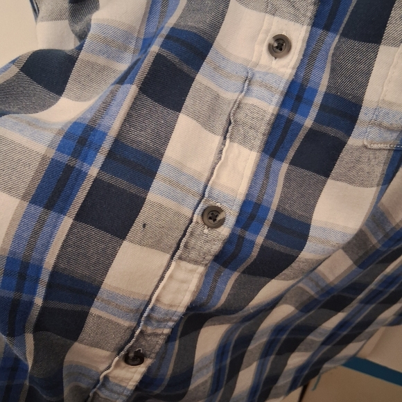 +2🛍SO Oversize Women's Blue and White Plaid Button Down Shirt - Picture 6 of 7